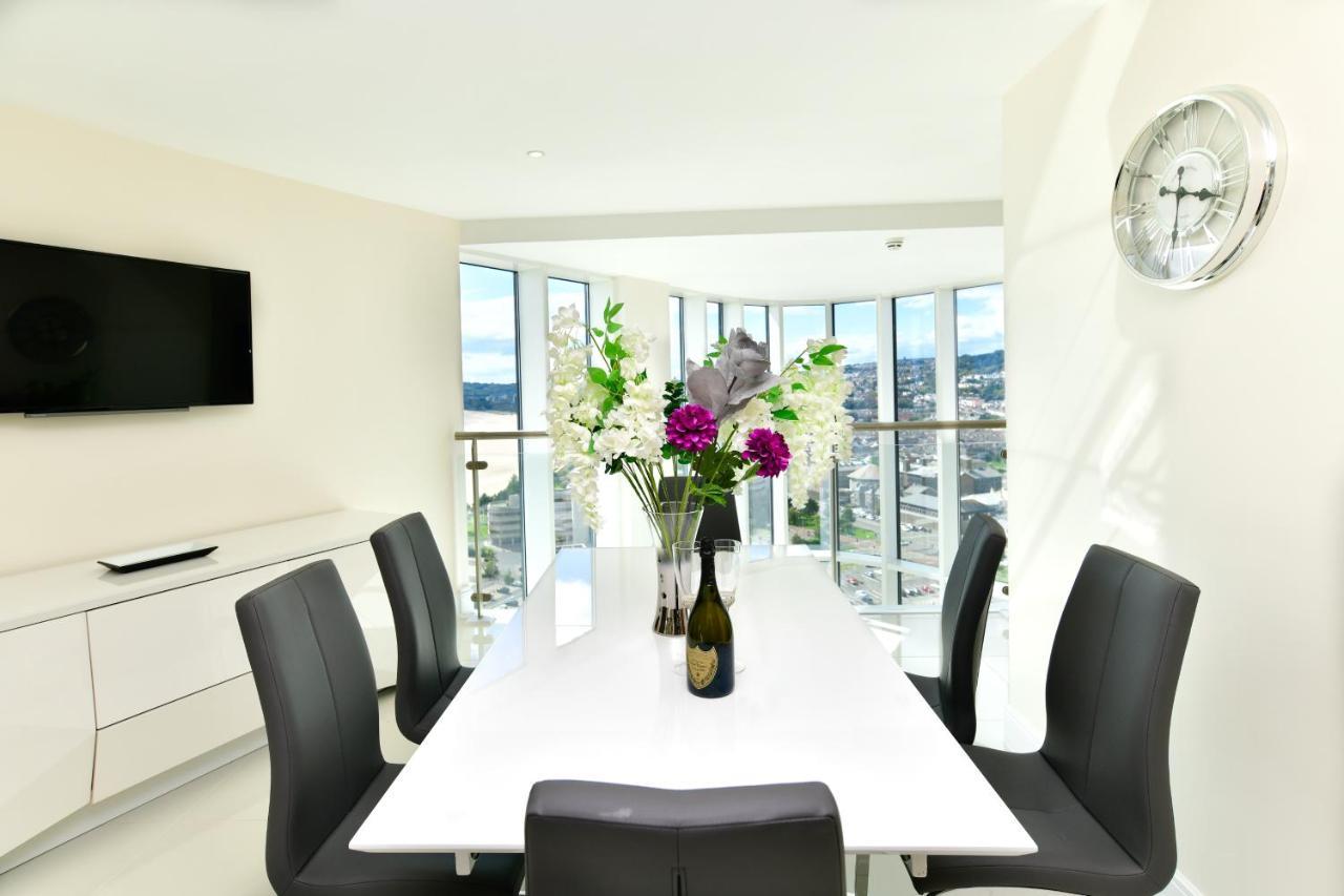 Just Stay Wales - Meridian Quay Penthouses Суонси Экстерьер фото