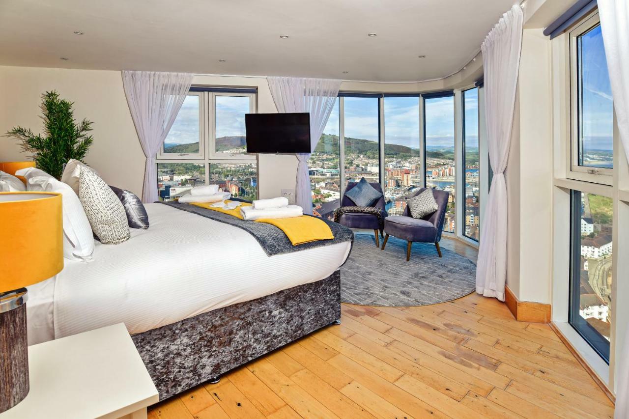 Just Stay Wales - Meridian Quay Penthouses Суонси Экстерьер фото